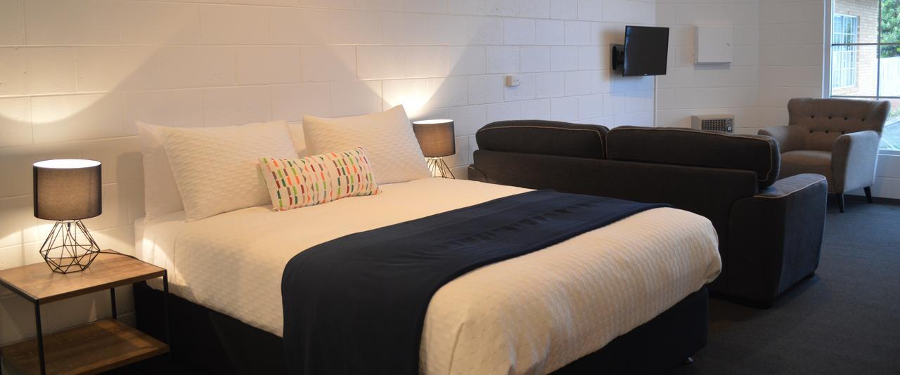 Penguin Seaside Motel Экстерьер фото