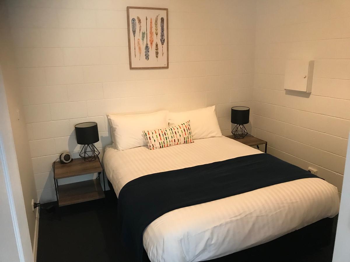Penguin Seaside Motel Экстерьер фото